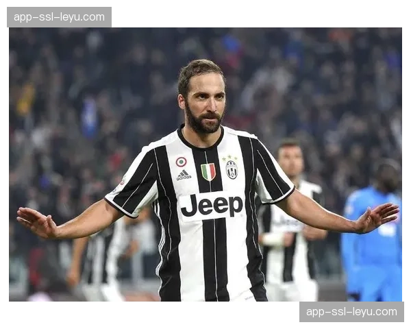 “那不勒斯主席德劳伦蒂斯谈电影与足球在商业模式上的跨界融合”