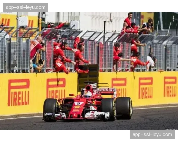 “F1官方慈善机构筹集百万美元，用于支持全球儿童赛车梦想”